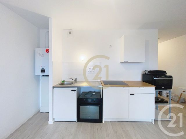 Appartement T2 &agrave; louer - 2 pi&egrave;ces - 43,70 m2 - St Nazaire - 44 - PAYS-DE-LOIRE