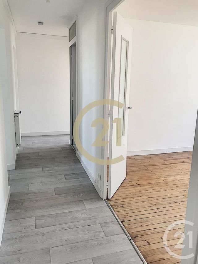 Appartement F3 &agrave; louer - 3 pi&egrave;ces - 62,11 m2 - St Nazaire - 44 - PAYS-DE-LOIRE