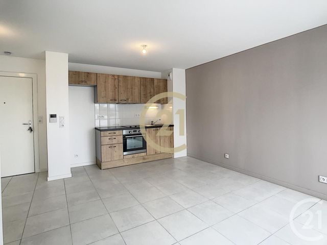 Appartement T2 &agrave; louer - 2 pi&egrave;ces - 41,03 m2 - St Nazaire - 44 - PAYS-DE-LOIRE