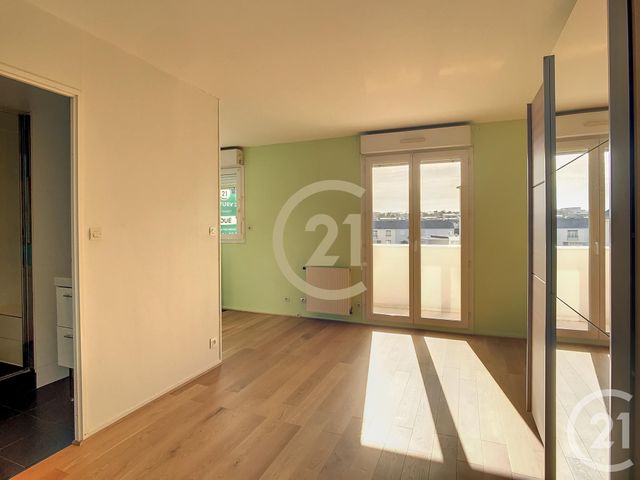 Appartement Studio &agrave; louer - 1 pi&egrave;ce - 22,65 m2 - St Nazaire - 44 - PAYS-DE-LOIRE