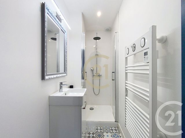 Appartement T3 &agrave; louer - 3 pi&egrave;ces - 68,77 m2 - St Nazaire - 44 - PAYS-DE-LOIRE