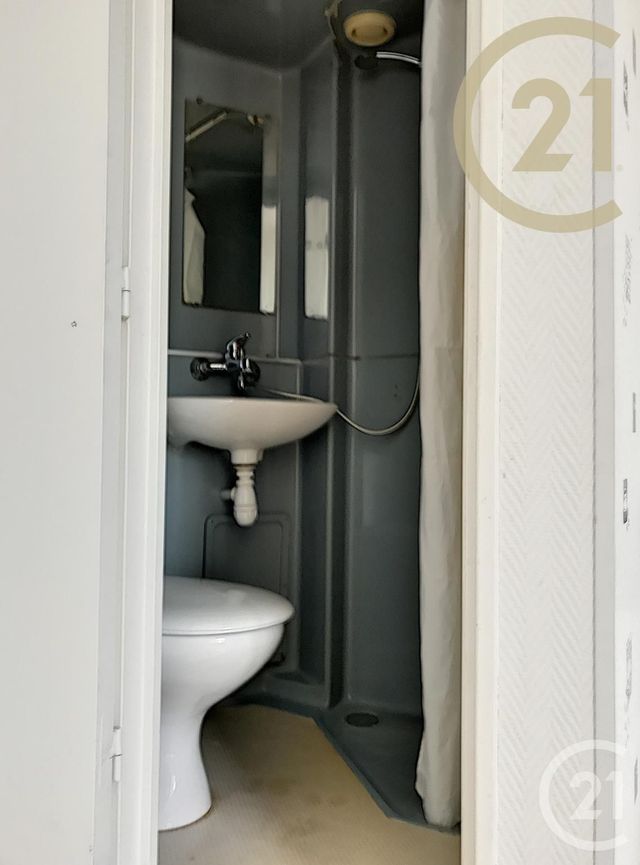 Appartement Studio &agrave; louer - 1 pi&egrave;ce - 14,82 m2 - St Nazaire - 44 - PAYS-DE-LOIRE