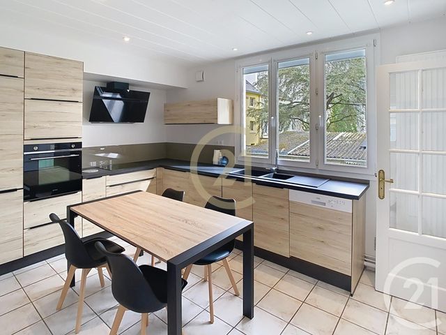 Appartement T5 &agrave; louer - 5 pi&egrave;ces - 110,41 m2 - St Nazaire - 44 - PAYS-DE-LOIRE