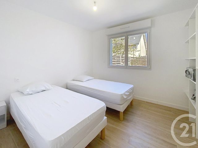 Maison &agrave; louer - 4 pi&egrave;ces - 94,20 m2 - St Nazaire - 44 - PAYS-DE-LOIRE