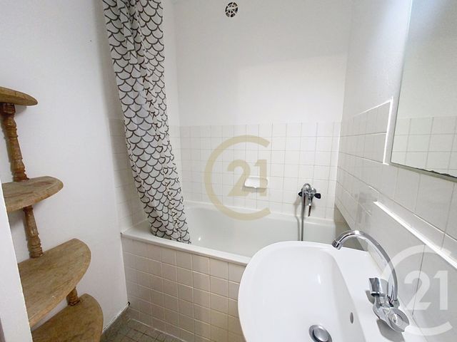 Appartement &agrave; louer - 2 pi&egrave;ces - 40,08 m2 - St Nazaire - 44 - PAYS-DE-LOIRE