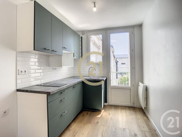 Appartement T3 &agrave; louer - 3 pi&egrave;ces - 53,15 m2 - St Nazaire - 44 - PAYS-DE-LOIRE