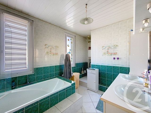 Maison &agrave; vendre - 4 pi&egrave;ces - 74,63 m2 - St Nazaire - 44 - PAYS-DE-LOIRE