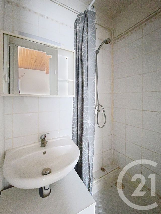 Appartement T1 &agrave; vendre - 1 pi&egrave;ce - 11,67 m2 - St Nazaire - 44 - PAYS-DE-LOIRE