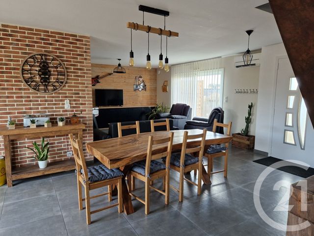 Maison &agrave; louer - 6 pi&egrave;ces - 190,42 m2 - Trignac - 44 - PAYS-DE-LOIRE