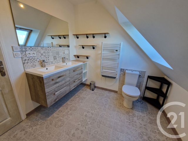 Maison &agrave; louer - 6 pi&egrave;ces - 190,42 m2 - Trignac - 44 - PAYS-DE-LOIRE