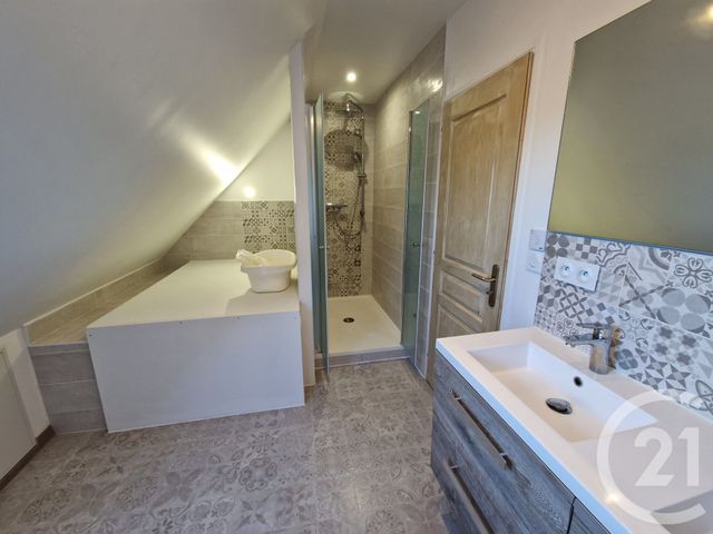 Maison &agrave; louer - 6 pi&egrave;ces - 190,42 m2 - Trignac - 44 - PAYS-DE-LOIRE