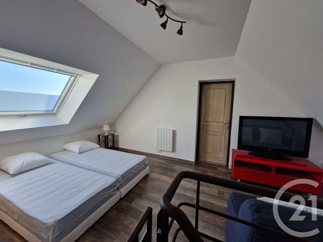 Maison &agrave; louer - 6 pi&egrave;ces - 190,42 m2 - Trignac - 44 - PAYS-DE-LOIRE