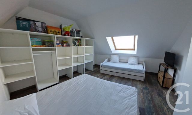 Maison &agrave; louer - 6 pi&egrave;ces - 190,42 m2 - Trignac - 44 - PAYS-DE-LOIRE