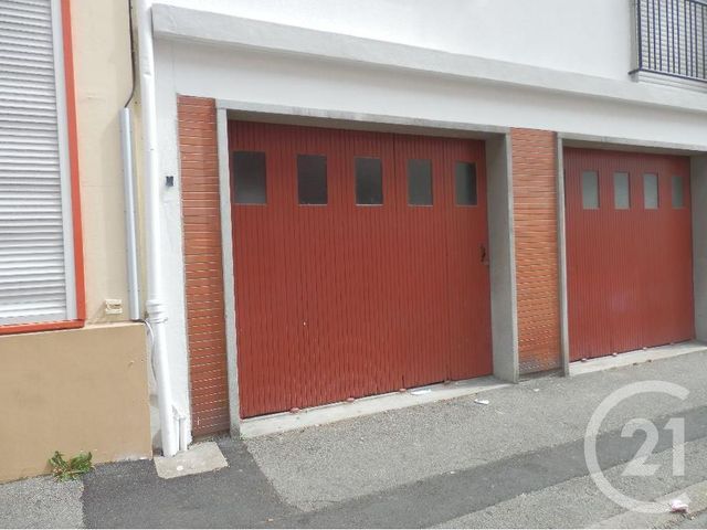 parking - ST NAZAIRE - 44