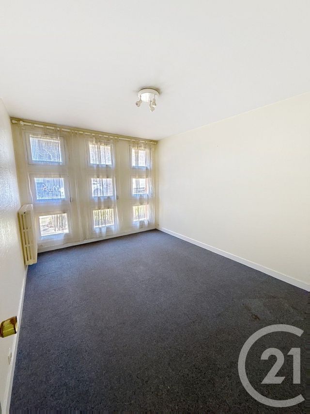 Appartement F3 &agrave; vendre - 3 pi&egrave;ces - 70 m2 - St Nazaire - 44 - PAYS-DE-LOIRE