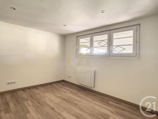 Appartement T3 &agrave; louer - 3 pi&egrave;ces - 66,14 m2 - St Nazaire - 44 - PAYS-DE-LOIRE