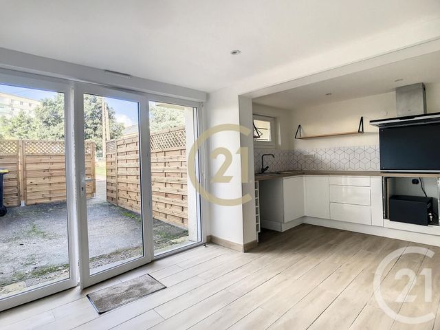 Appartement T3 &agrave; louer - 3 pi&egrave;ces - 66,14 m2 - St Nazaire - 44 - PAYS-DE-LOIRE