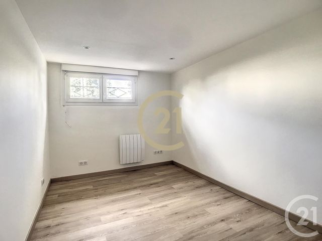 Appartement T3 &agrave; louer - 3 pi&egrave;ces - 66,14 m2 - St Nazaire - 44 - PAYS-DE-LOIRE