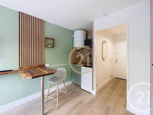 Appartement F1 &agrave; louer - 1 pi&egrave;ce - 16 m2 - St Nazaire - 44 - PAYS-DE-LOIRE