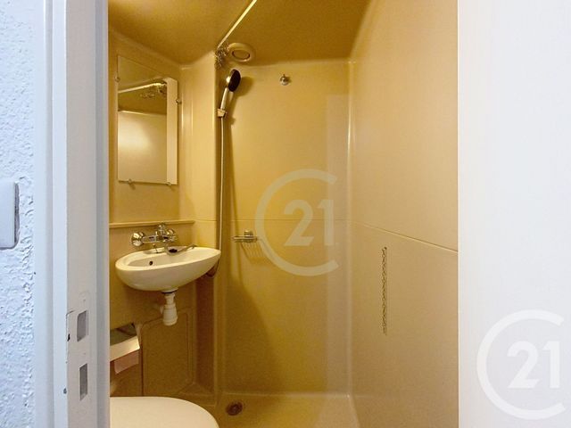 Appartement F1 &agrave; louer - 1 pi&egrave;ce - 16 m2 - St Nazaire - 44 - PAYS-DE-LOIRE