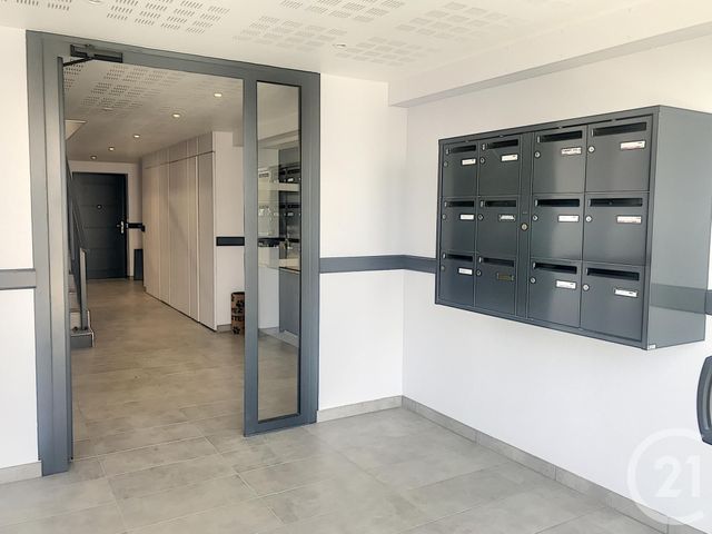 Appartement T2 &agrave; louer - 2 pi&egrave;ces - 50,33 m2 - St Nazaire - 44 - PAYS-DE-LOIRE
