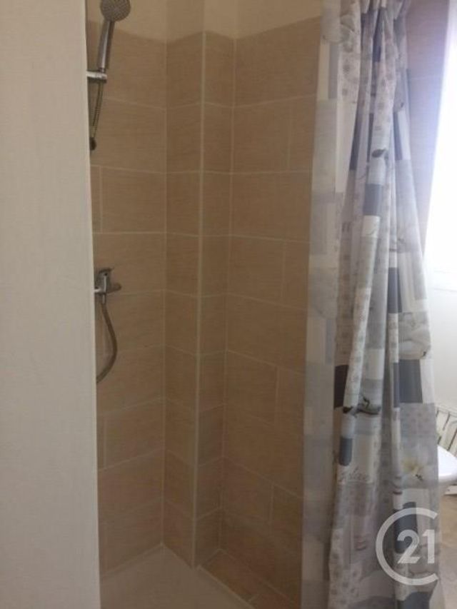 Appartement T2 &agrave; louer - 2 pi&egrave;ces - 44,61 m2 - St Nazaire - 44 - PAYS-DE-LOIRE
