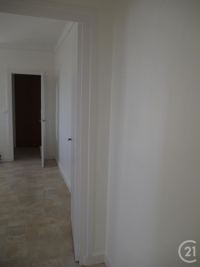 Appartement T2 &agrave; louer - 2 pi&egrave;ces - 44,61 m2 - St Nazaire - 44 - PAYS-DE-LOIRE