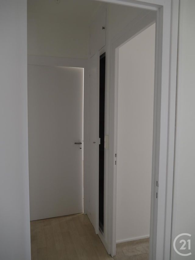 Appartement T2 &agrave; louer - 2 pi&egrave;ces - 44,61 m2 - St Nazaire - 44 - PAYS-DE-LOIRE