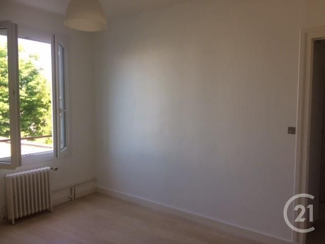 Appartement T2 &agrave; louer - 2 pi&egrave;ces - 44,61 m2 - St Nazaire - 44 - PAYS-DE-LOIRE