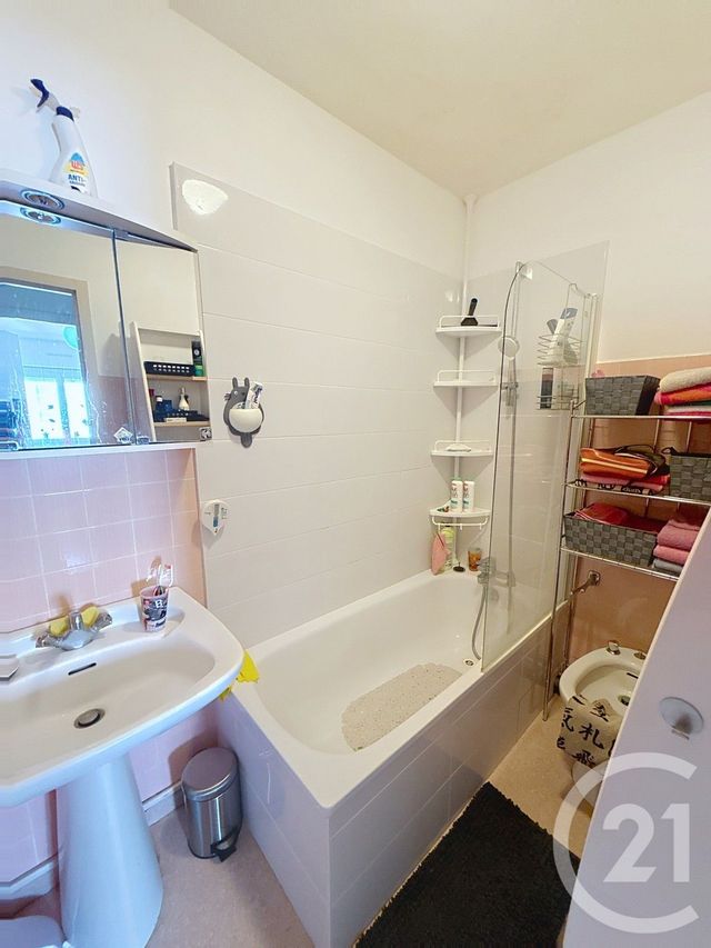 Appartement F4 &agrave; vendre - 4 pi&egrave;ces - 77,89 m2 - St Nazaire - 44 - PAYS-DE-LOIRE