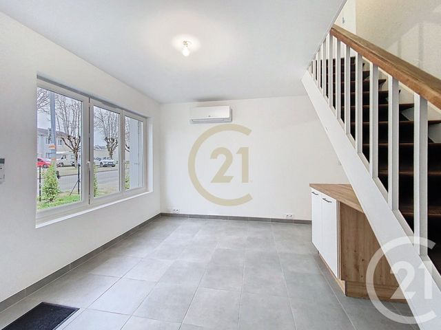 Maison &agrave; louer - 3 pi&egrave;ces - 44,83 m2 - Donges - 44 - PAYS-DE-LOIRE