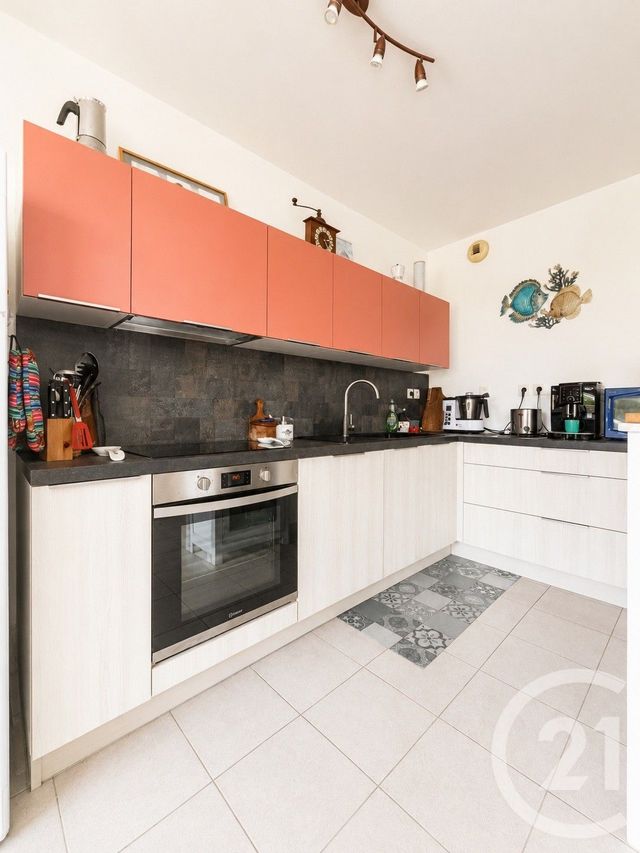 Appartement T3 &agrave; vendre - 3 pi&egrave;ces - 68,14 m2 - St Nazaire - 44 - PAYS-DE-LOIRE