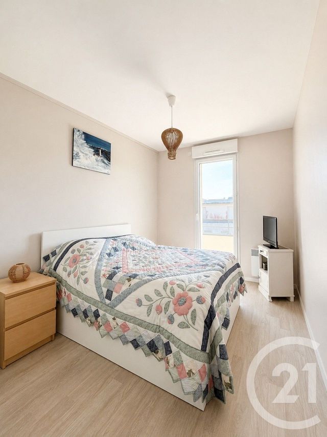 Appartement T3 &agrave; vendre - 3 pi&egrave;ces - 68,14 m2 - St Nazaire - 44 - PAYS-DE-LOIRE
