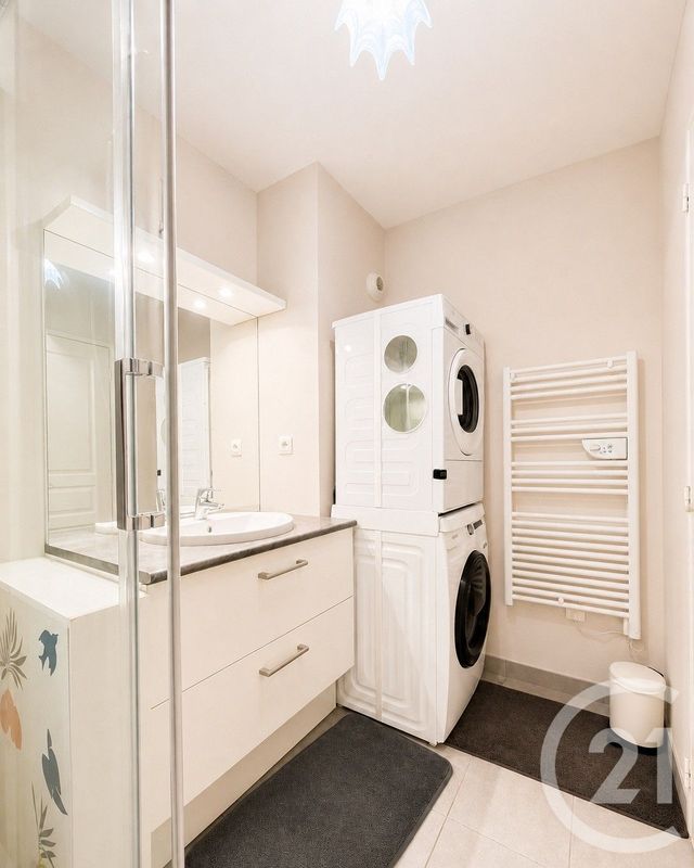 Appartement T3 &agrave; vendre - 3 pi&egrave;ces - 68,14 m2 - St Nazaire - 44 - PAYS-DE-LOIRE