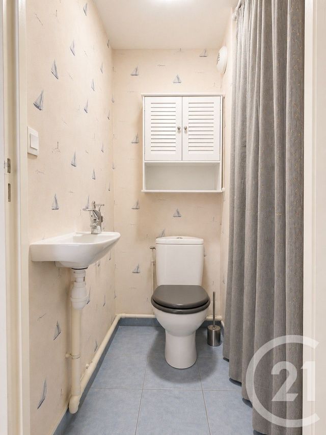 Appartement T3 &agrave; vendre - 3 pi&egrave;ces - 68,14 m2 - St Nazaire - 44 - PAYS-DE-LOIRE