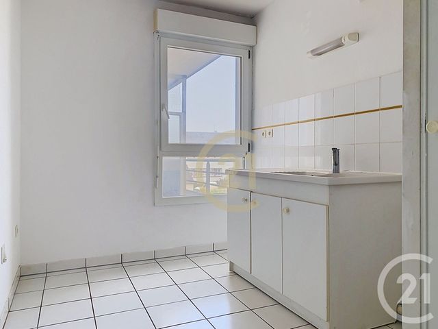 Appartement T3 &agrave; vendre - 3 pi&egrave;ces - 63 m2 - St Nazaire - 44 - PAYS-DE-LOIRE