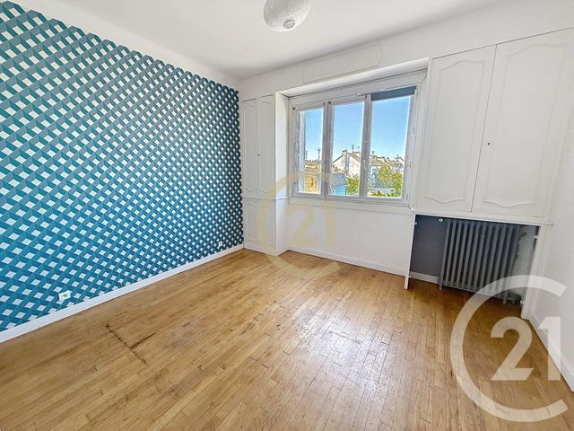 Appartement T4 &agrave; louer - 4 pi&egrave;ces - 112,98 m2 - St Nazaire - 44 - PAYS-DE-LOIRE