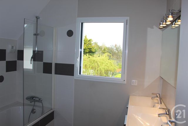 Maison &agrave; louer - 5 pi&egrave;ces - 170 m2 - St Nazaire - 44 - PAYS-DE-LOIRE