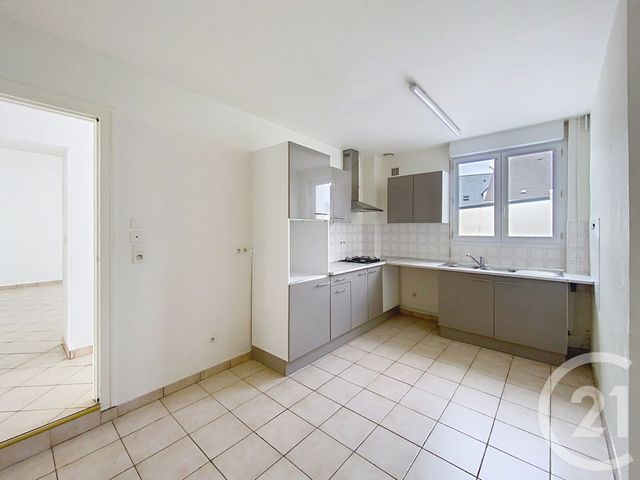 Appartement T3 &agrave; louer - 3 pi&egrave;ces - 95,83 m2 - St Nazaire - 44 - PAYS-DE-LOIRE