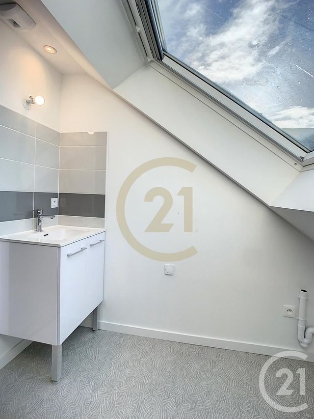 Appartement T2 &agrave; louer - 2 pi&egrave;ces - 52,28 m2 - St Nazaire - 44 - PAYS-DE-LOIRE