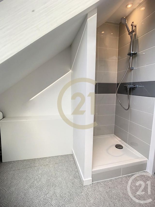 Appartement T2 &agrave; louer - 2 pi&egrave;ces - 52,28 m2 - St Nazaire - 44 - PAYS-DE-LOIRE