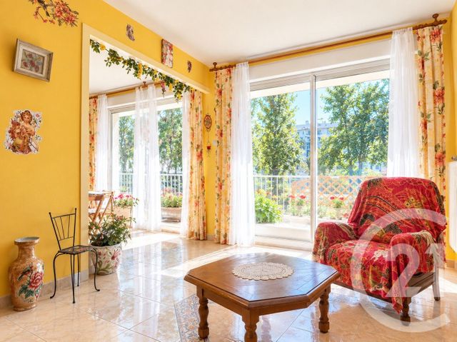 Appartement T3 &agrave; vendre - 3 pi&egrave;ces - 82,06 m2 - St Nazaire - 44 - PAYS-DE-LOIRE