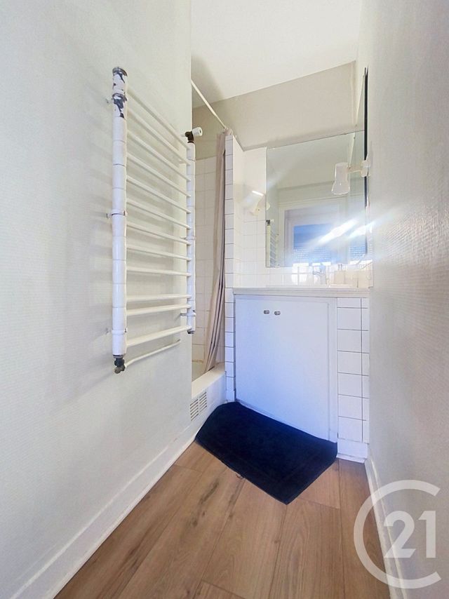 Appartement T2 &agrave; louer - 2 pi&egrave;ces - 44,09 m2 - St Nazaire - 44 - PAYS-DE-LOIRE