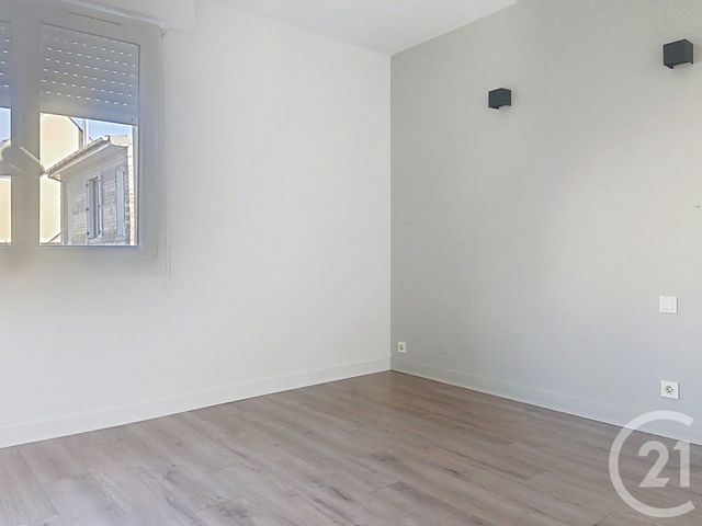 Appartement T2 &agrave; louer - 2 pi&egrave;ces - 44,09 m2 - St Nazaire - 44 - PAYS-DE-LOIRE