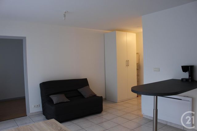 Appartement T2 &agrave; louer - 2 pi&egrave;ces - 39,26 m2 - St Nazaire - 44 - PAYS-DE-LOIRE