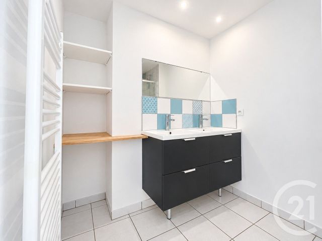 Appartement T3 &agrave; vendre - 3 pi&egrave;ces - 59,65 m2 - St Nazaire - 44 - PAYS-DE-LOIRE