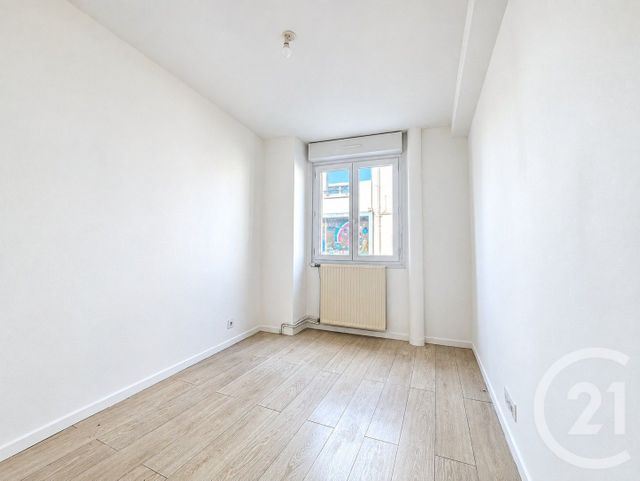 Appartement T3 &agrave; vendre - 3 pi&egrave;ces - 59,65 m2 - St Nazaire - 44 - PAYS-DE-LOIRE