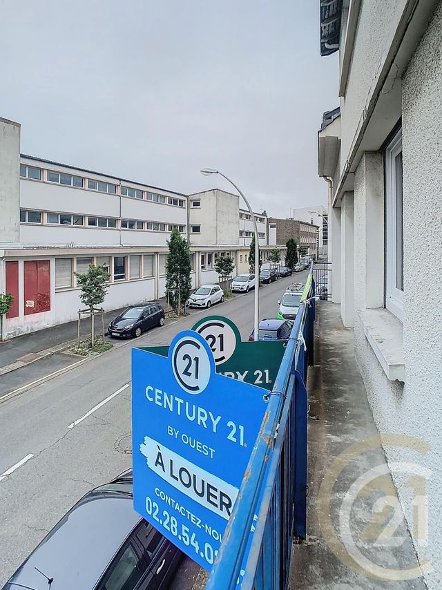 Appartement T5 &agrave; louer - 5 pi&egrave;ces - 83,43 m2 - St Nazaire - 44 - PAYS-DE-LOIRE