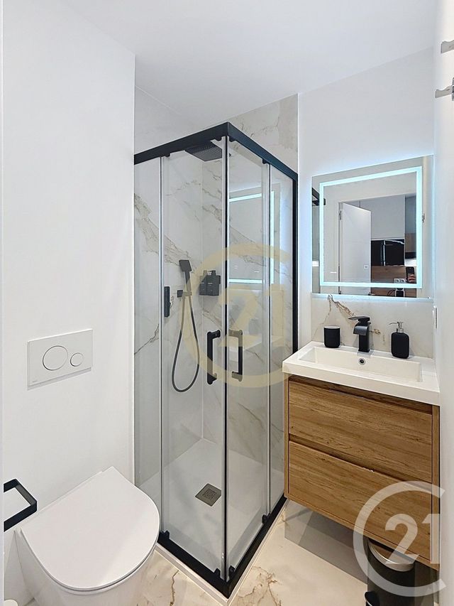 Appartement Studio &agrave; louer - 1 pi&egrave;ce - 22,10 m2 - St Nazaire - 44 - PAYS-DE-LOIRE