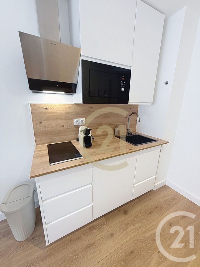 Appartement Studio &agrave; louer - 1 pi&egrave;ce - 22,10 m2 - St Nazaire - 44 - PAYS-DE-LOIRE